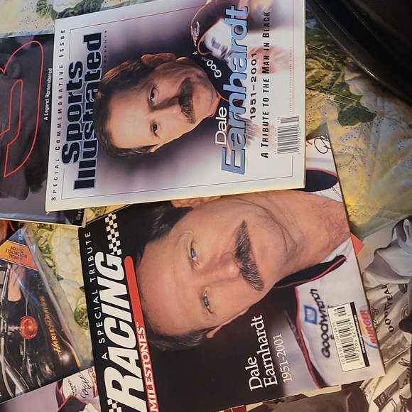 Dale Earnhardt items - Picture 4 of 6